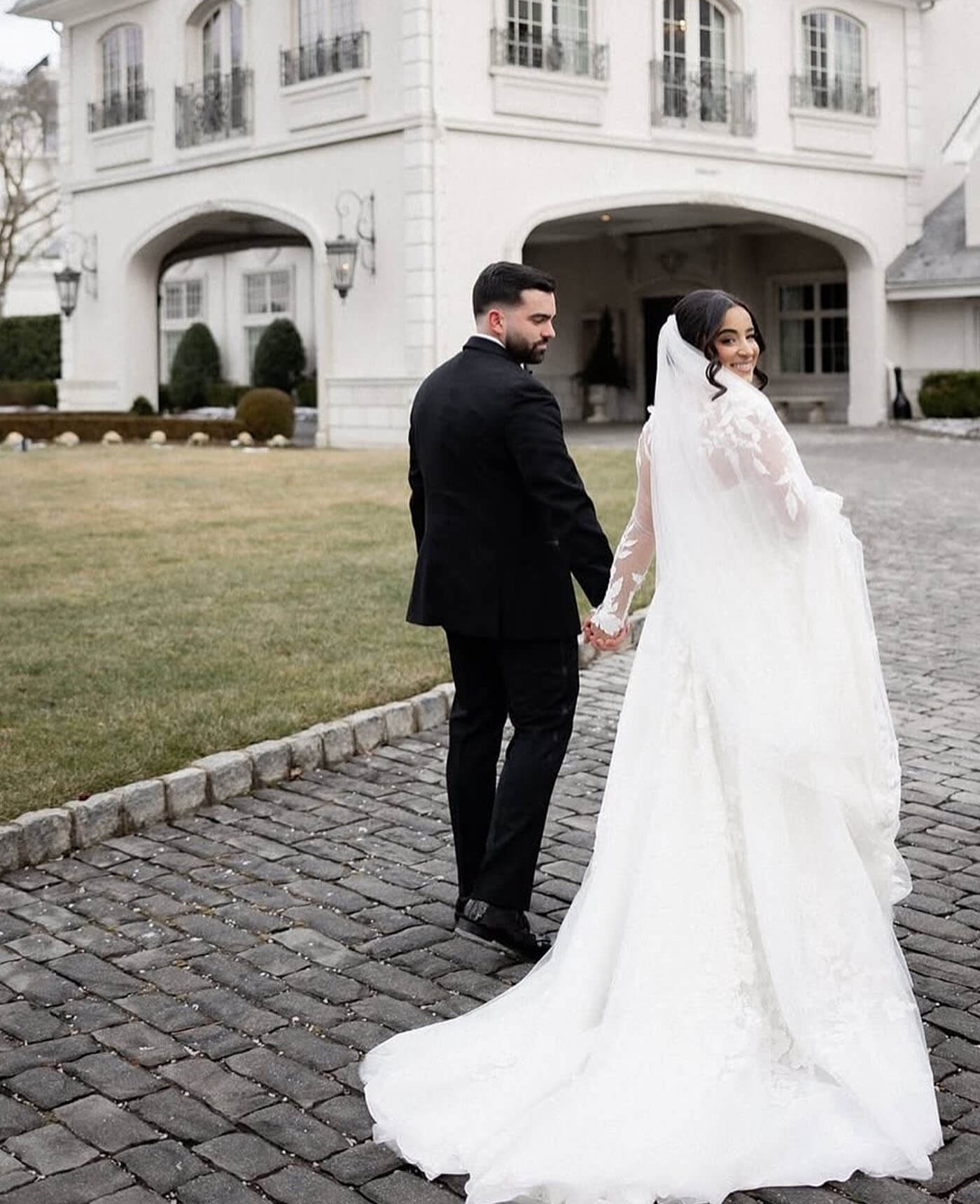Photo of the real bride and groom
