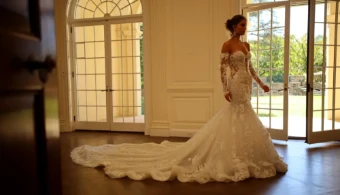 Amalia Carrara 392 #3 thumbnail