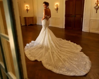 Amalia Carrara 392 #1 thumbnail