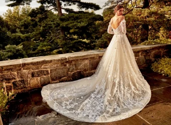 Eve of Milady Couture 4388 #1 thumbnail