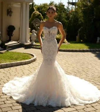 Eve of Milady Couture 4447 #1 thumbnail