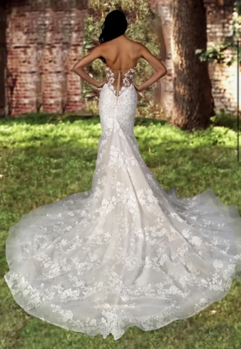 Eve of Milady Boutique 1665 #1 thumbnail