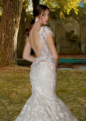 Eve of Milady Boutique 1669 #2 thumbnail