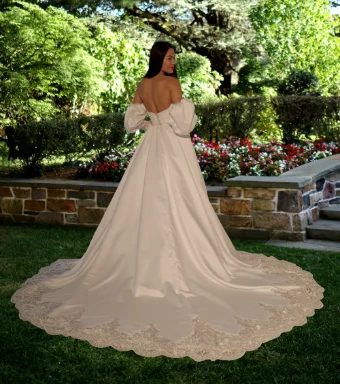 Eve of Milady Boutique 1674 #1 thumbnail