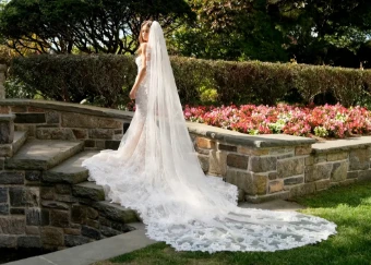 Eve of Milady Boutique 1682 #4 thumbnail