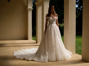 Eve of Milady Boutique 1683 #0 thumbnail