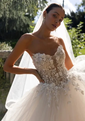 Eve of Milady Boutique 1703 #6 thumbnail