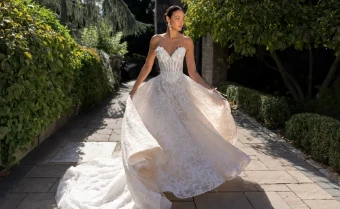 Eve of Milady Boutique 1704 #4 thumbnail