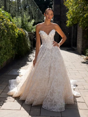 Eve of Milady Boutique 1704 #0 thumbnail