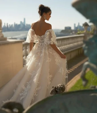 Eve of Milady Boutique 1716 #1 thumbnail